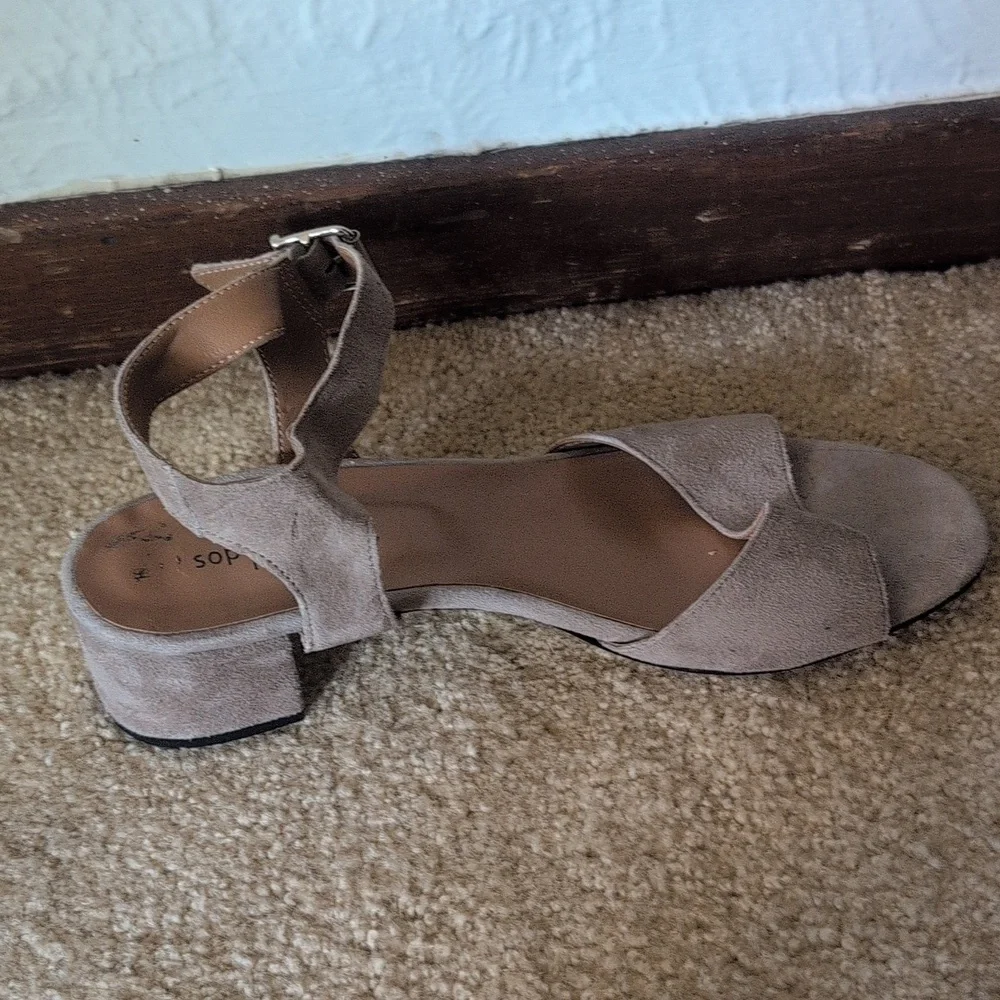Sophia Milano Made In Italy Brown Strappy Heeled sandals sz 10